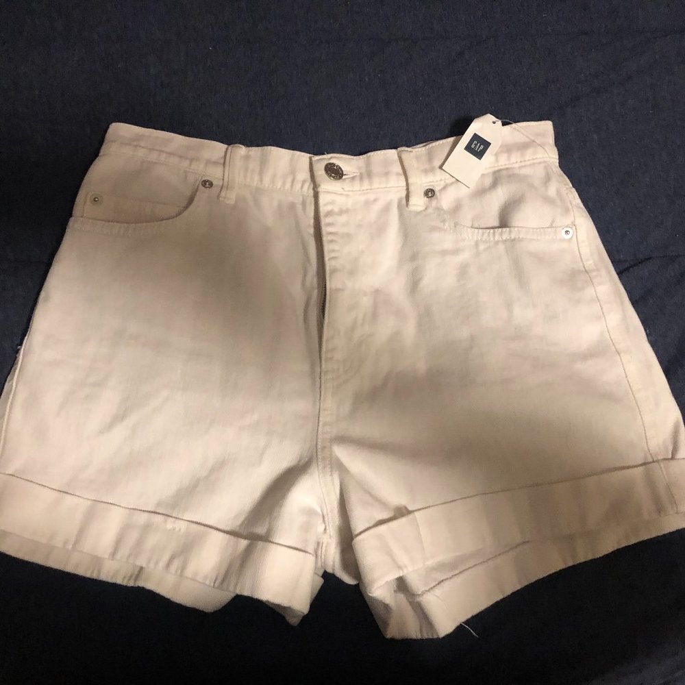 Gap 1969 High Rise Shorts
